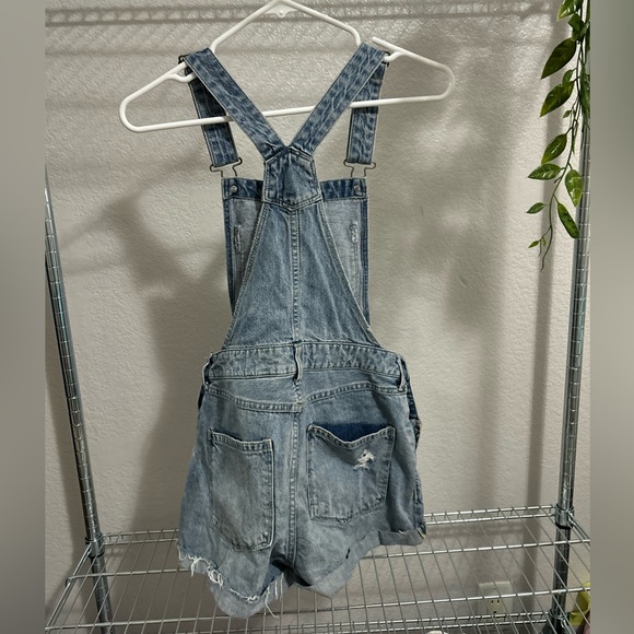 H&M Overalls - Picture 2 of 3